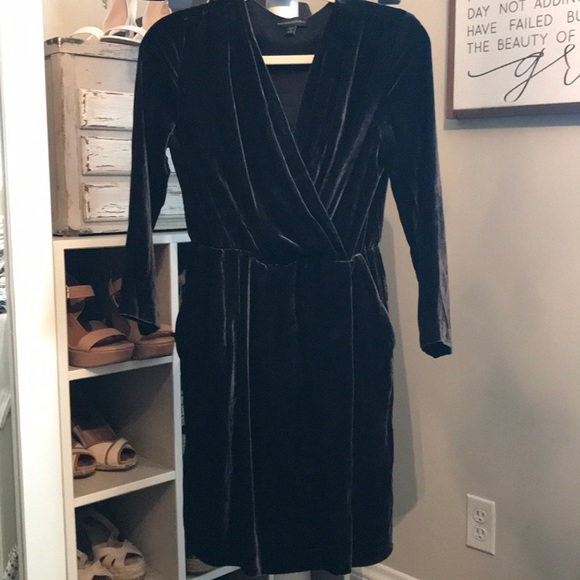 Banana Republic Dresses & Skirts - Banana Republic Velvet Dress